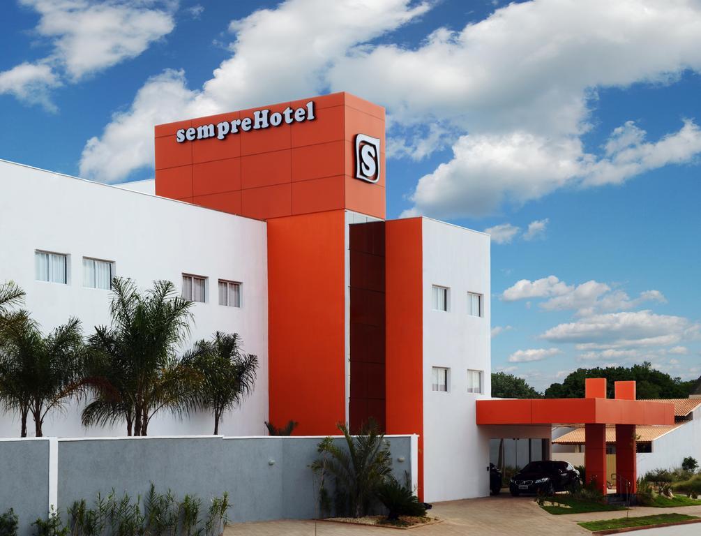 Semprehotel Três Lagoas Eksteriør billede